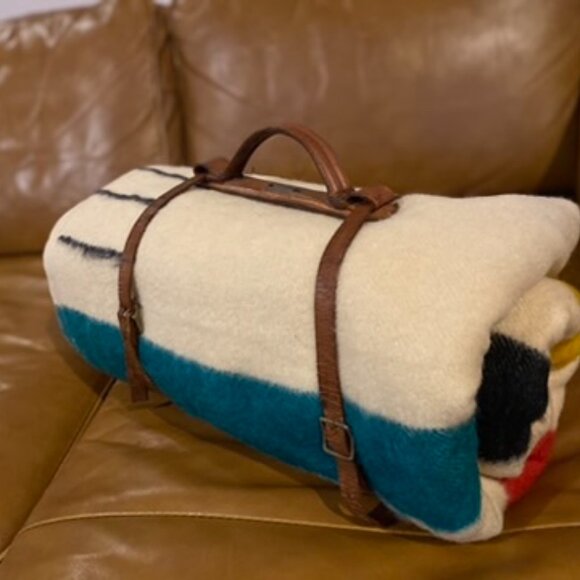 Vintage Hudson Bay 4-point Camp Blanket 100% Wool Made in England Rustic Decor - Picture 8 of 9